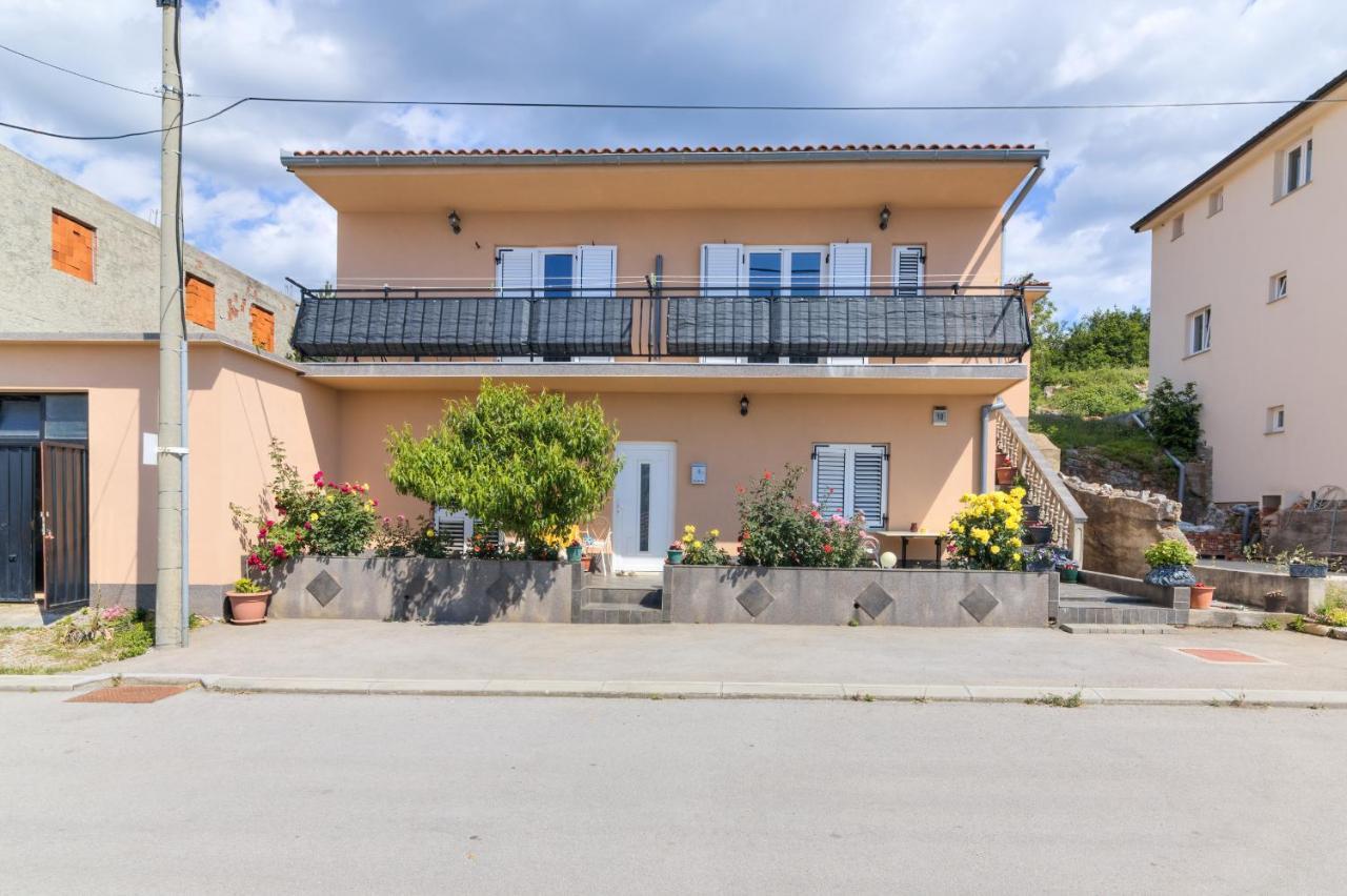 Apartments Jo Сень Экстерьер фото