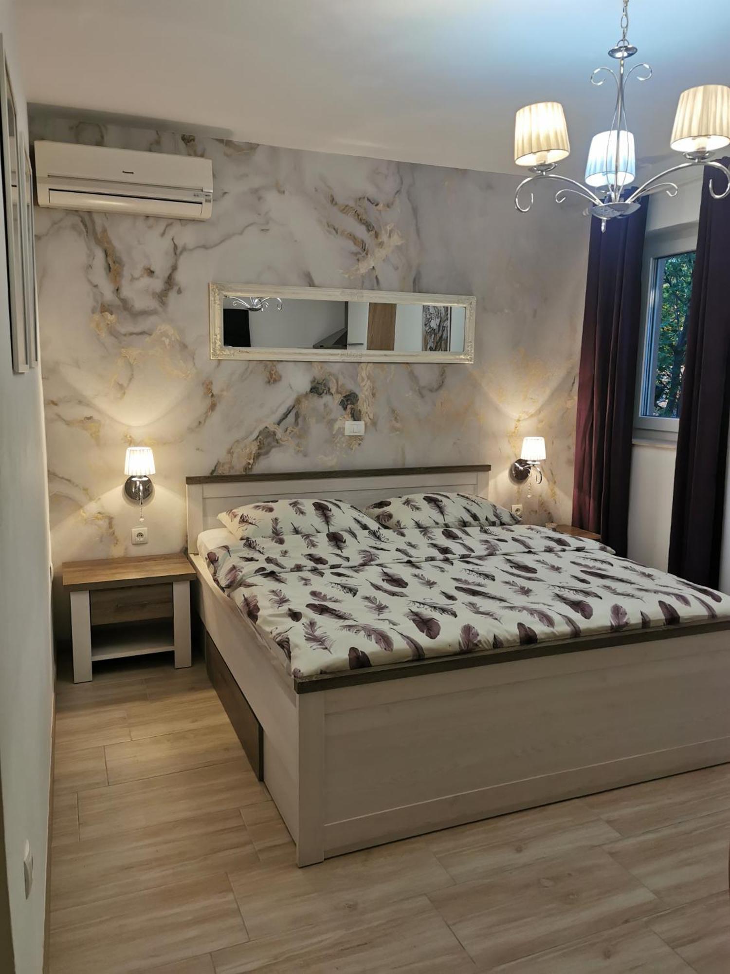 Apartments Jo Сень Экстерьер фото