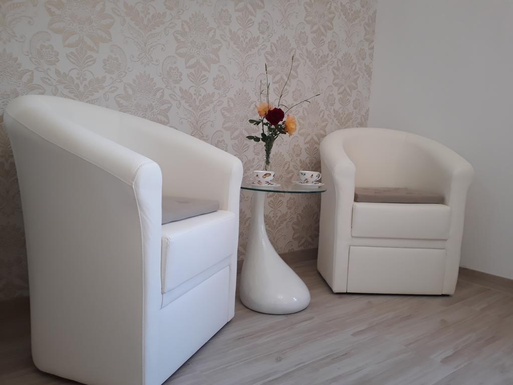Apartments Jo Сень Экстерьер фото